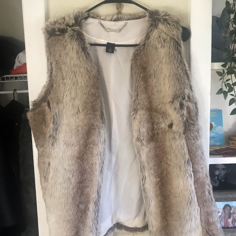 White | Black Fur Vest